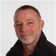 Professeur pour des cours de FLE, mathématiques et soutien scolaire
